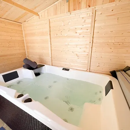 Jacuzzi Au Cocon Brestois Apartman Breszt