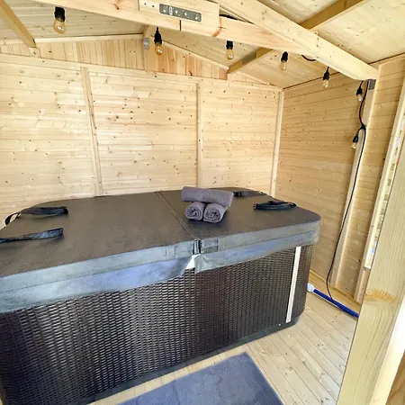 Jacuzzi Au Cocon Brestois *