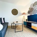Jacuzzi Au Cocon Brestois * 브레스트