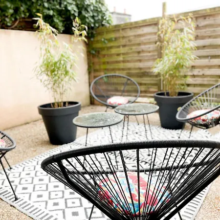 Jacuzzi Au Cocon Brestois Апартаменты *