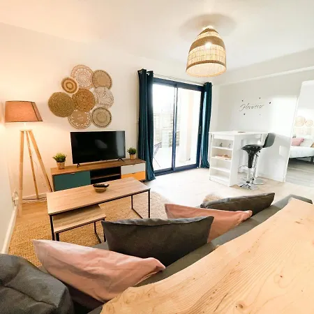 Jacuzzi Au Cocon Brestois