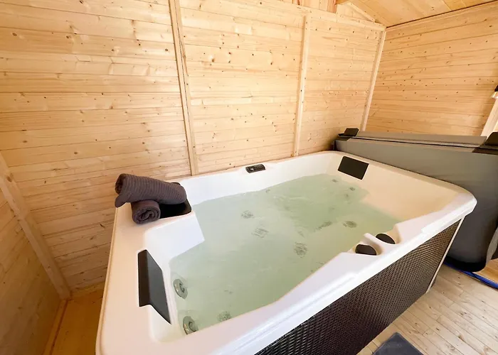 Jacuzzi Au Cocon Brestois